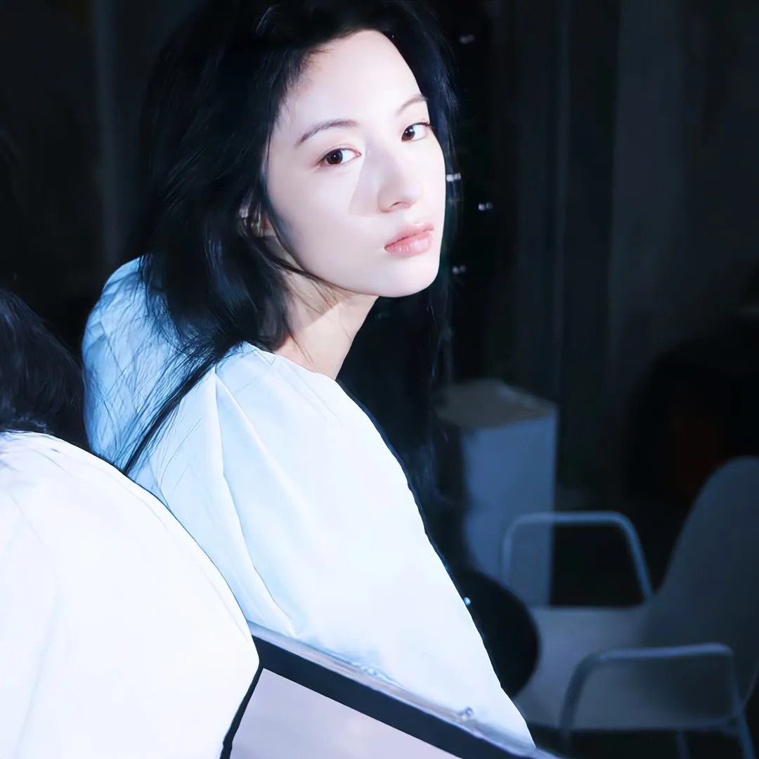 机智牢房生活
